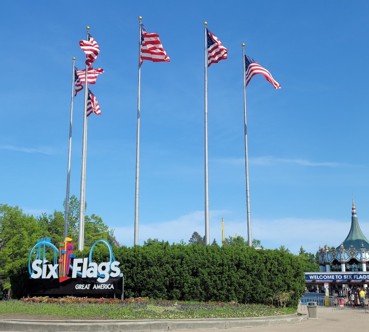 Six Flags Great America (Gurnee,&nbspIL)